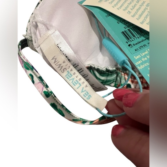 NWT Sea Level Swim Women’s Dolce Floral D Cup Two Piece in size US 4 - Picture 3 of 7